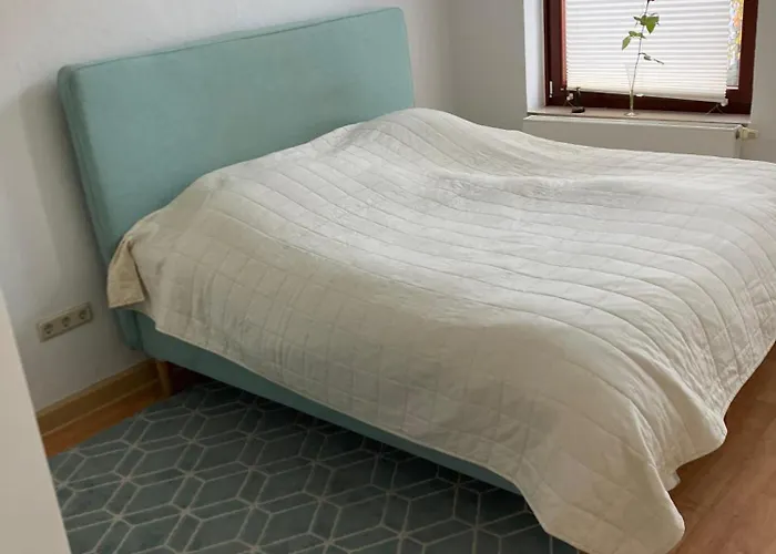 3 Altbau In Der List, Appartamento *
