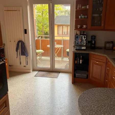 شقة 3 Altbau In Der List,